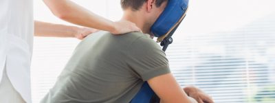 Shiatsu-sur-chaise-en-entreprise